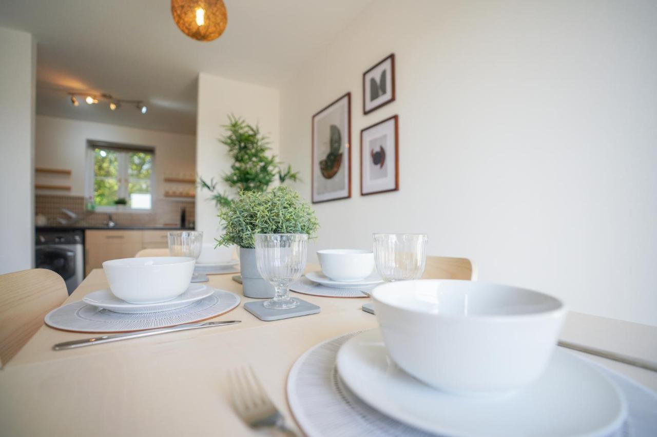 Stylish Apartment With Private Parking Cardiff Ngoại thất bức ảnh