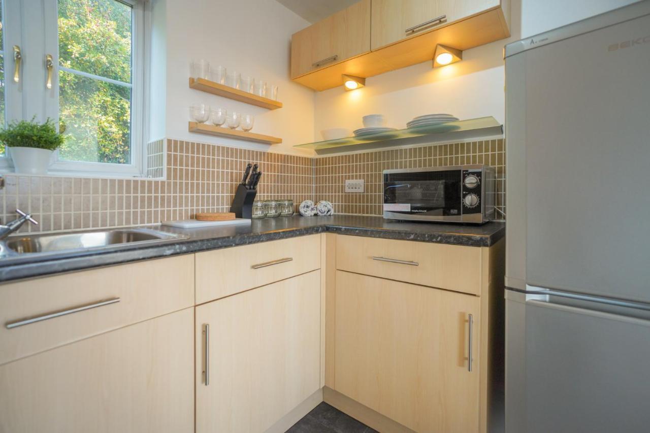 Stylish Apartment With Private Parking Cardiff Ngoại thất bức ảnh