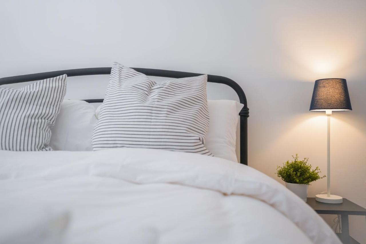 Stylish Apartment With Private Parking Cardiff Ngoại thất bức ảnh