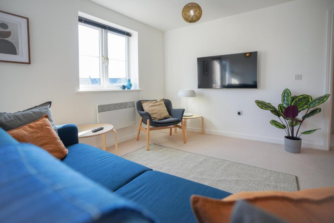 Stylish Apartment With Private Parking Cardiff Ngoại thất bức ảnh