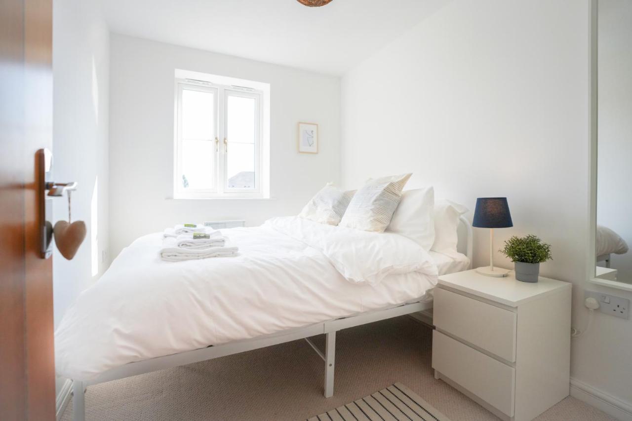 Stylish Apartment With Private Parking Cardiff Ngoại thất bức ảnh