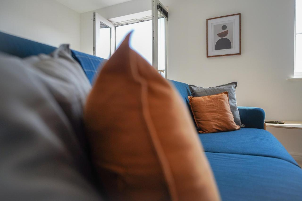Stylish Apartment With Private Parking Cardiff Ngoại thất bức ảnh