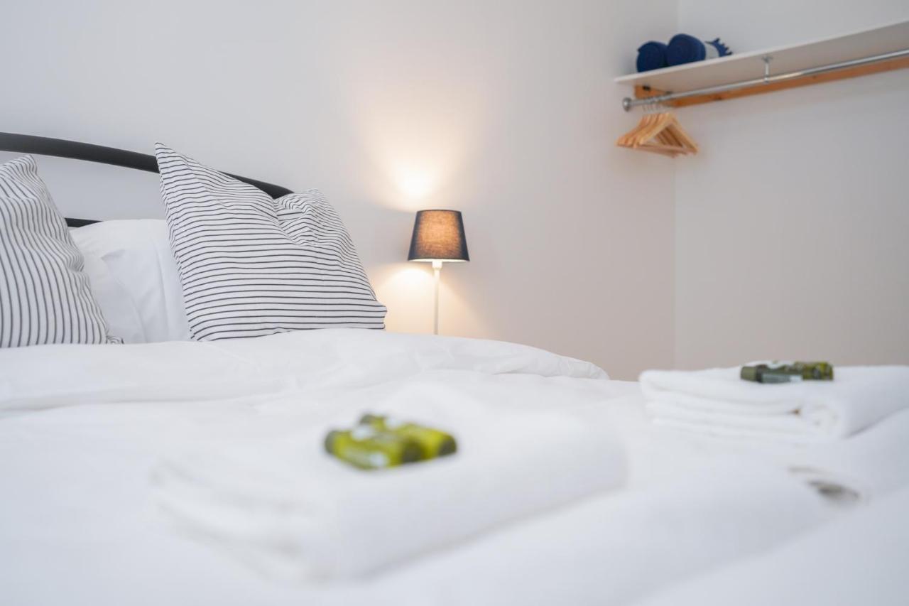 Stylish Apartment With Private Parking Cardiff Ngoại thất bức ảnh